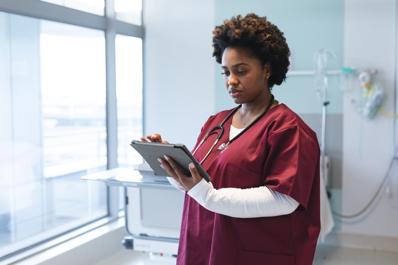 How to improve the nurse experience with a simplified EHR | Wolters Kluwer