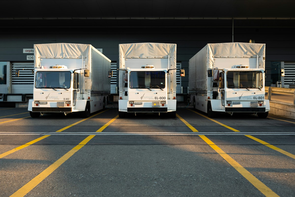 Heavy-duty electric commercial transport fleet infrastructure