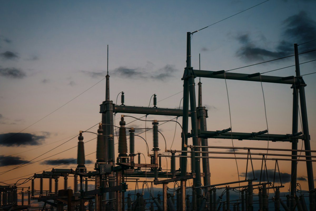 Electric transmission grid interconnection queue study and capacity expansion