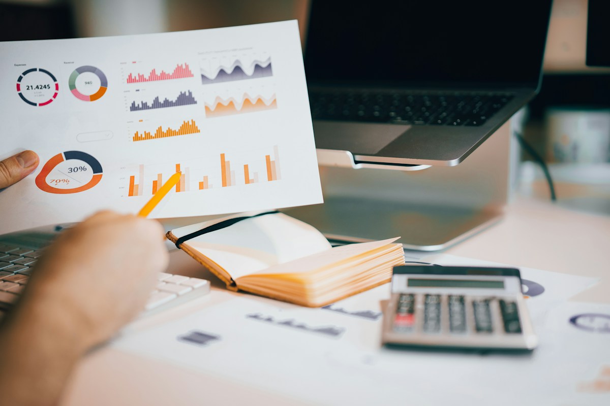 Financial expenditure modeling for enterprise artificial intelligence compute